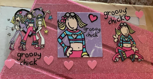 Groovy chick
